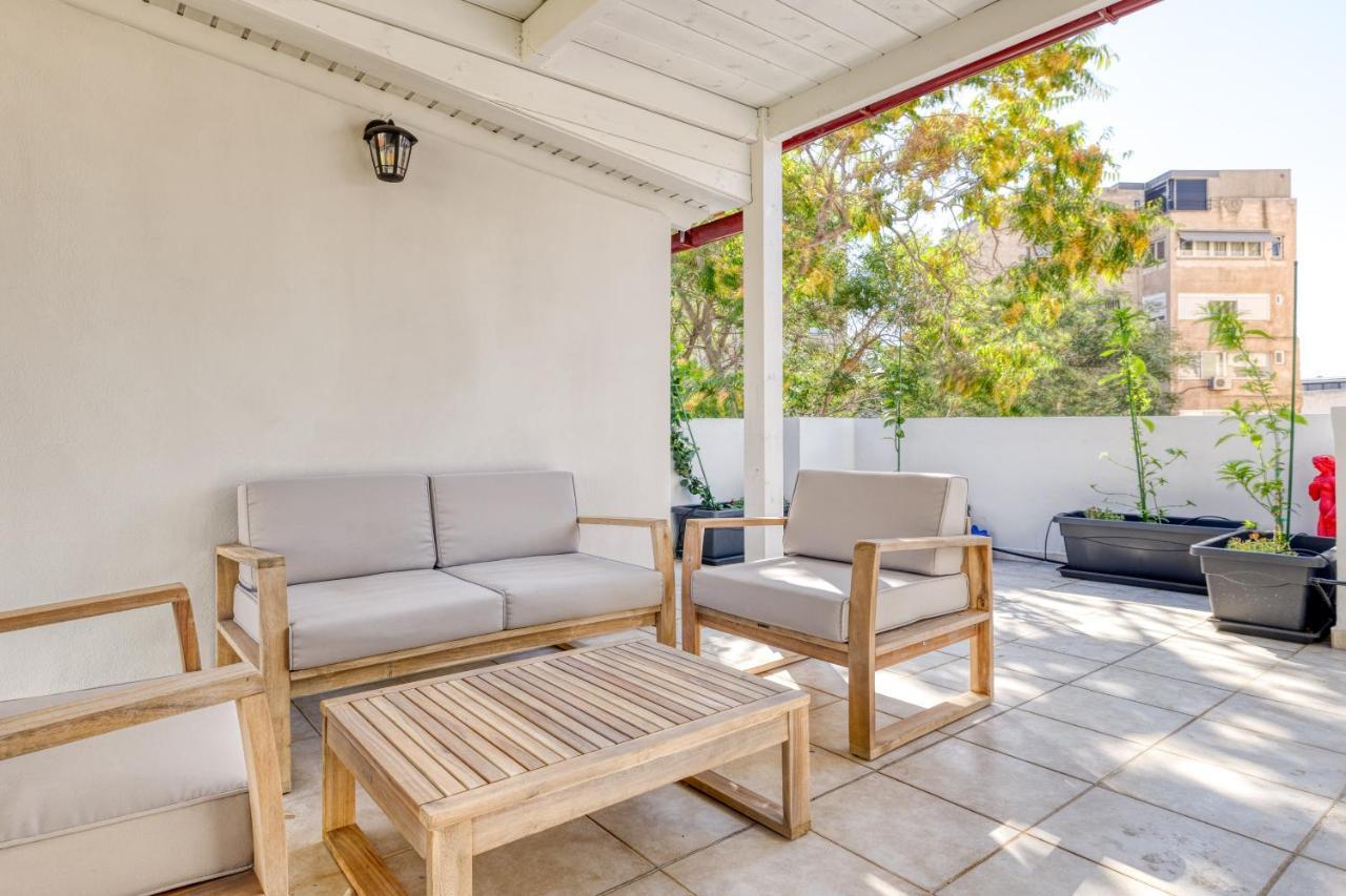 Chic Rooftop Studio W/ Terrace - Near Acropolis Афины Экстерьер фото